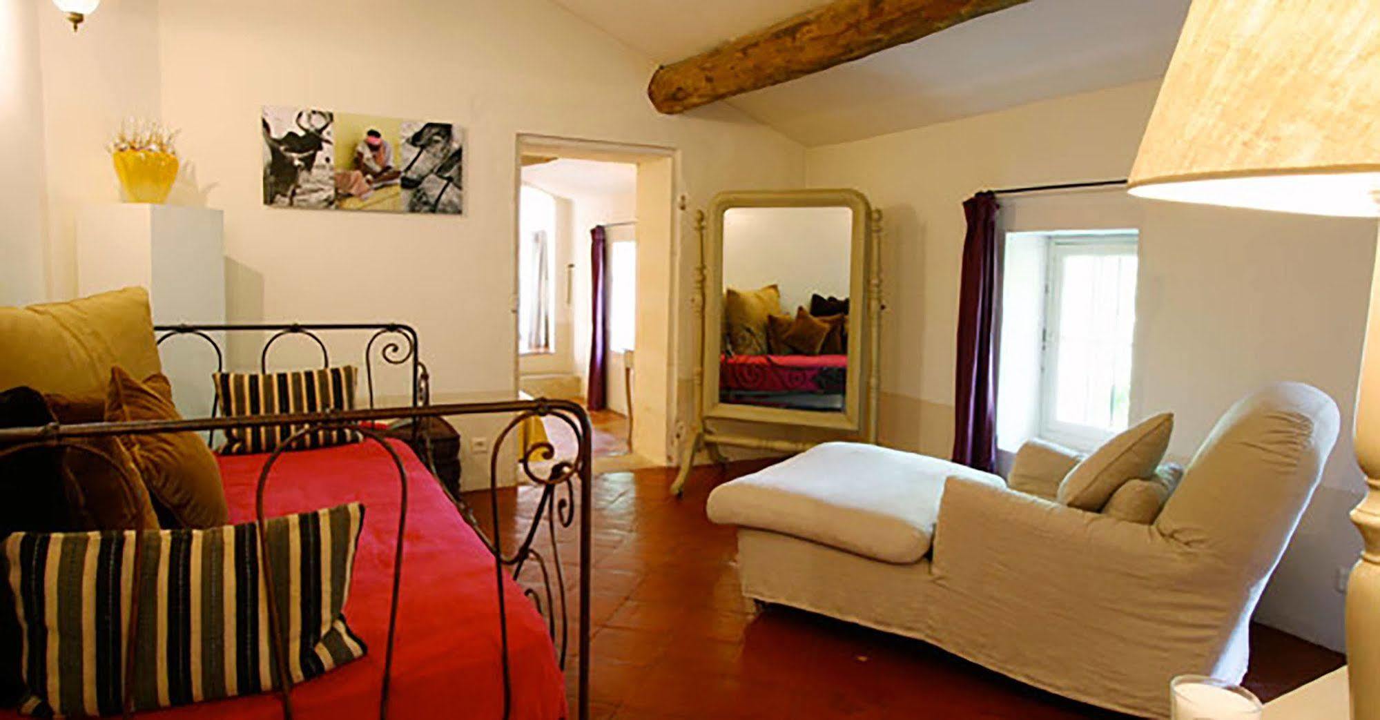 La Maison Du Village Saint-Remy-de-Provence Bagian luar foto